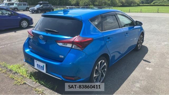Toyota AURIS 2016-06 8282222-12