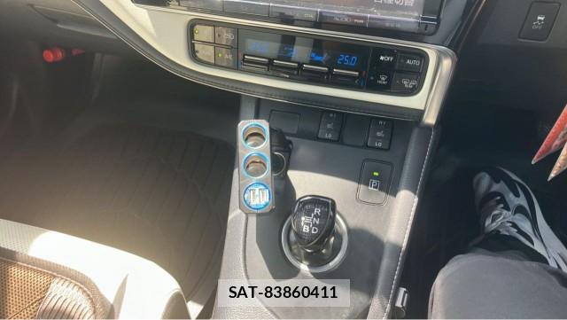 Toyota AURIS 2016-06 8282222-14