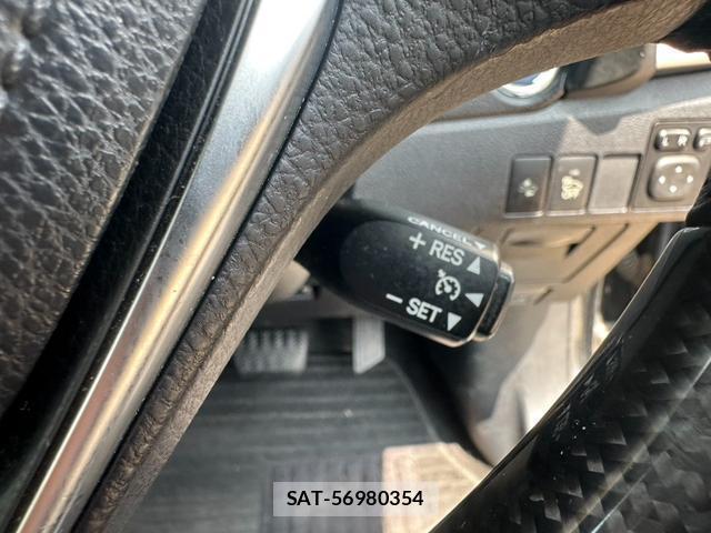 Toyota AURIS 2016-12 8285442-14