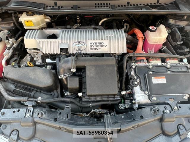 Toyota AURIS 2016-12 8285442-18