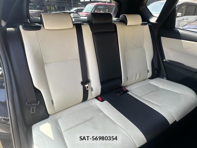 Toyota AURIS 2016-12 8285442-7