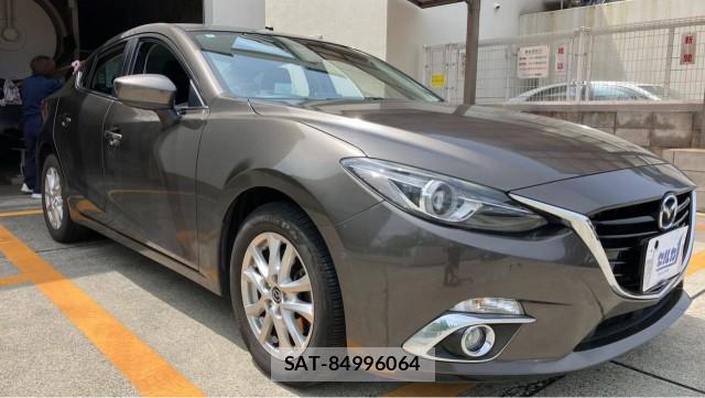 Mazda AXELA HYBRID 2014-06 8281581-11