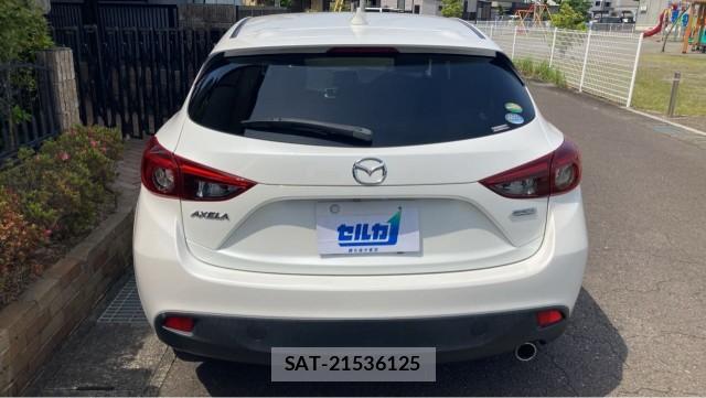 Mazda AXELA SPORT 2015-05 8280565-1