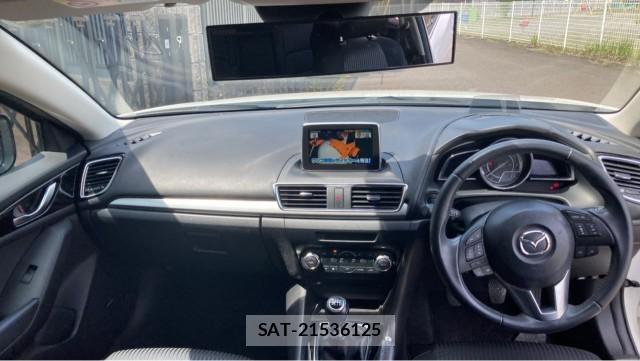 Mazda AXELA SPORT 2015-05 8280565-2
