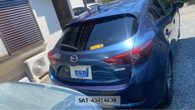 Mazda AXELA SPORT 2016-09 8280609-1