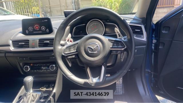 Mazda AXELA SPORT 2016-09 8280609-16