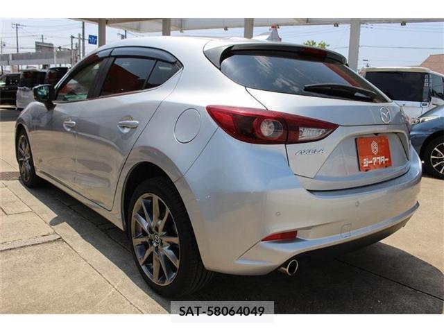 Mazda AXELA SPORT 2017-03 8283537-10
