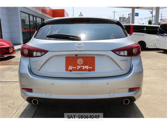 Mazda AXELA SPORT 2017-03 8283537-11