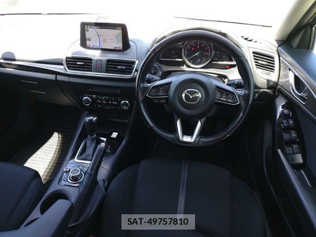 Mazda AXELA 2017-05 8279911-2