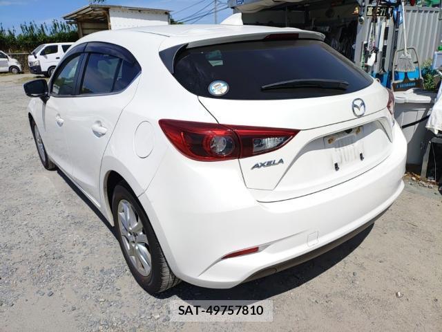 Mazda AXELA 2017-05 8279911-5