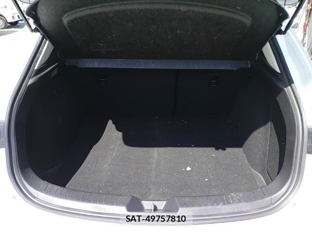 Mazda AXELA 2017-05 8279911-7