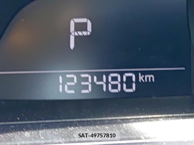 Mazda AXELA 2017-05 8279911-9