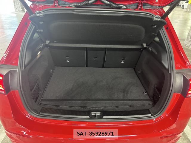Mercedes Benz B-CLASS 2019-08 8278709-18