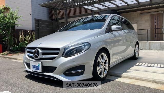 Mercedes Benz B-CLASS 2018-01 8281580-0