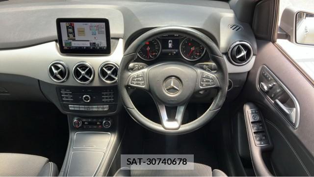 Mercedes Benz B-CLASS 2018-01 8281580-16