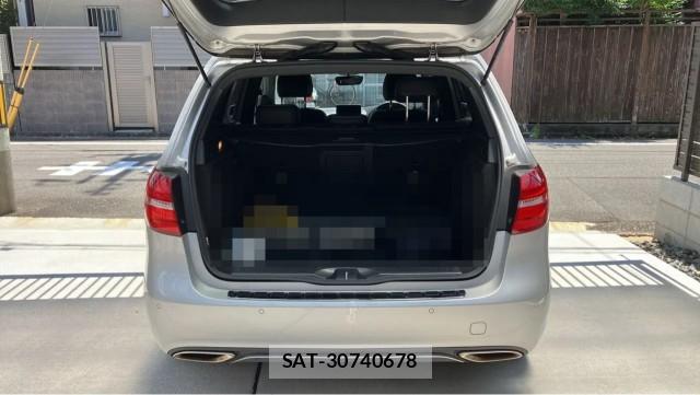 Mercedes Benz B-CLASS 2018-01 8281580-17