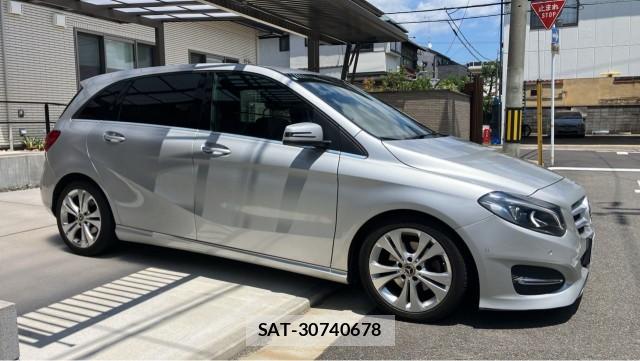 Mercedes Benz B-CLASS 2018-01 8281580-3