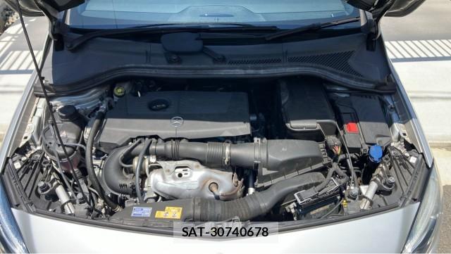 Mercedes Benz B-CLASS 2018-01 8281580-7