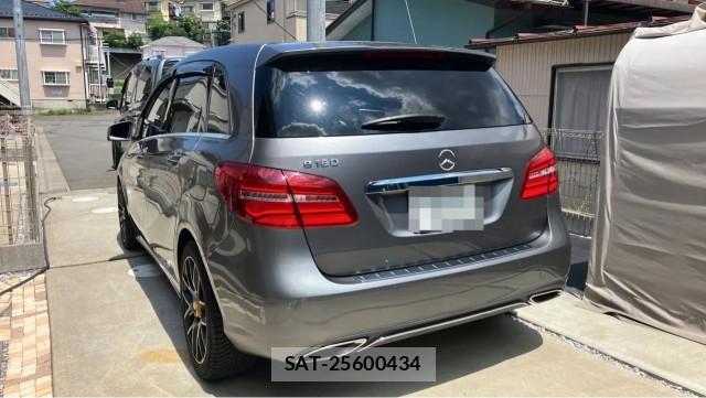 Mercedes Benz B-CLASS 2018-06 8281947-13
