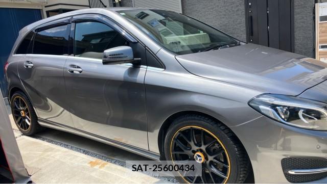 Mercedes Benz B-CLASS 2018-06 8281947-3