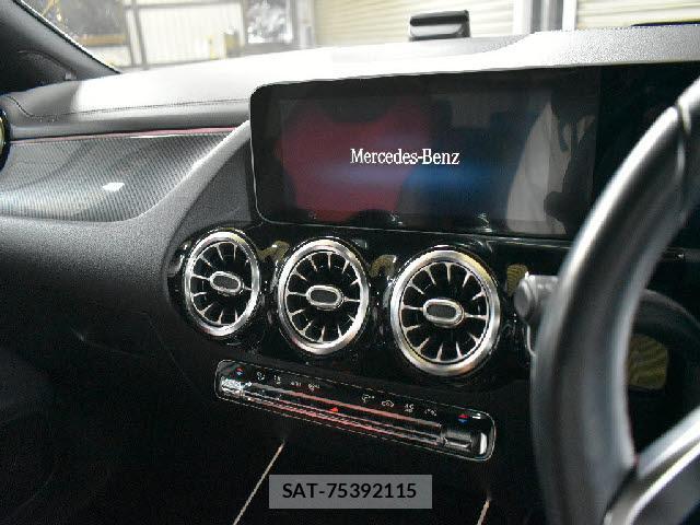Mercedes Benz B-CLASS 2019-09 8285225-9