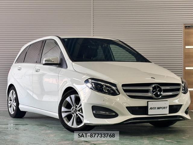 Mercedes Benz B-CLASS 2018-02 8285514-12