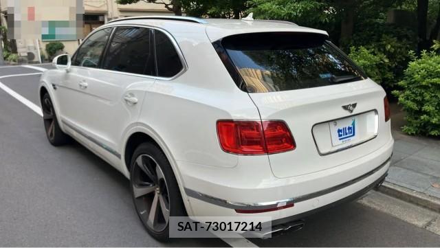 Bentley BENTAYGA 2019-10 8281545-12