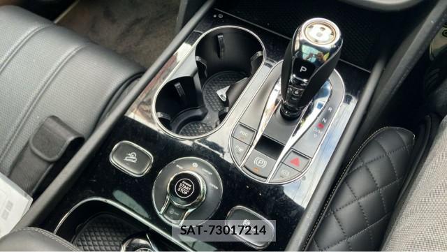 Bentley BENTAYGA 2019-10 8281545-14
