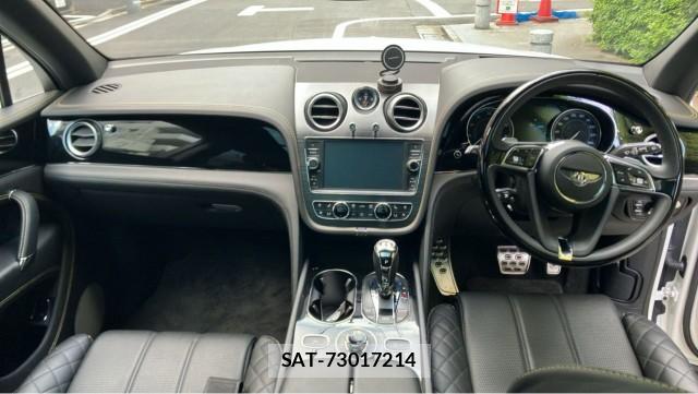 Bentley BENTAYGA 2019-10 8281545-2