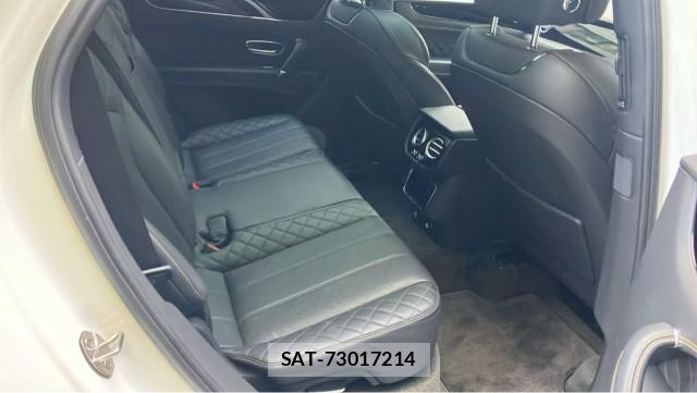 Bentley BENTAYGA 2019-10 8281545-6