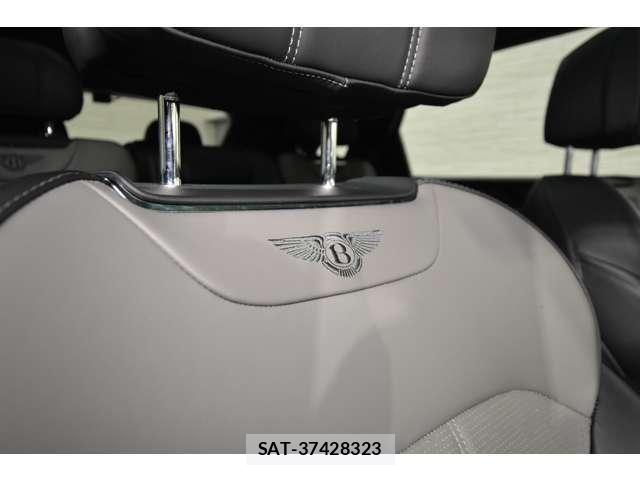 Bentley BENTAYGA 2018-07 8285786-14