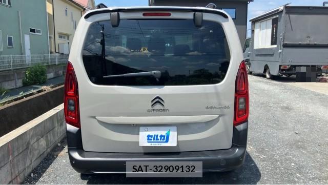 Citroen BERLINGO 2022-03 8280767-1