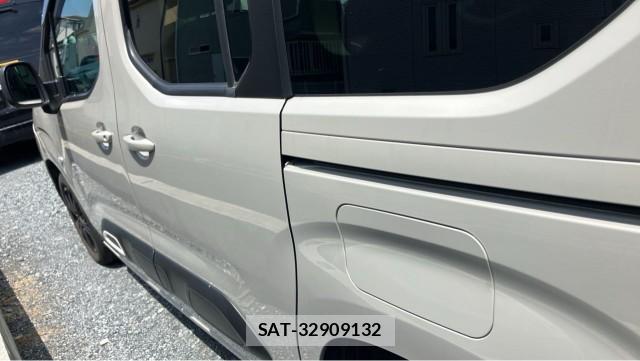 Citroen BERLINGO 2022-03 8280767-9
