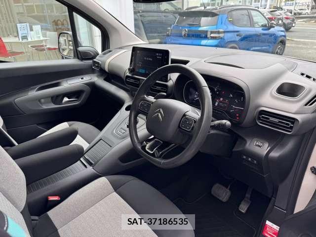 Citroen BERLINGO 2022-02 8283173-5