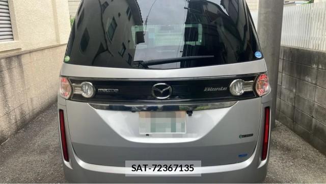 Mazda BIANTE 2010-02 8281458-1