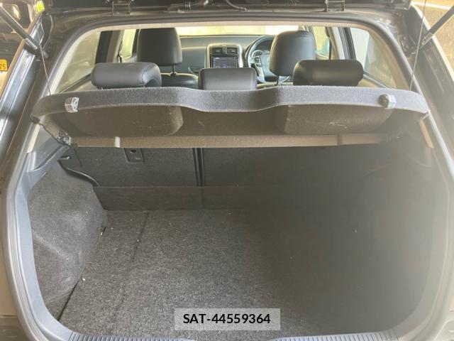 Toyota BLADE 2010-02 8279551-14