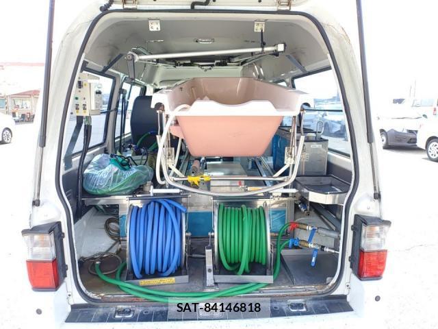 Mazda BONGO VAN 2016-07 8277868-5