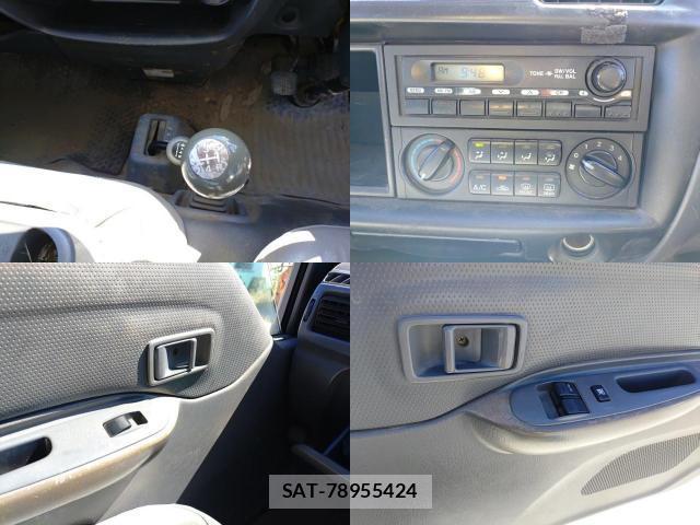 Mazda BONGO VAN 2015-07 8279874-8