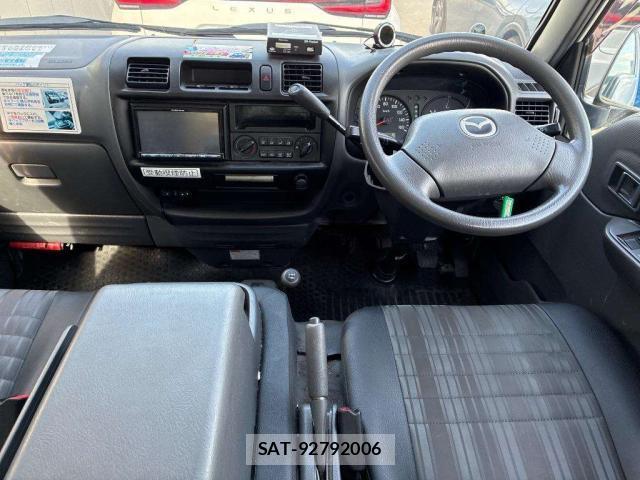 Mazda BONGO VAN 2018-06 8283855-4