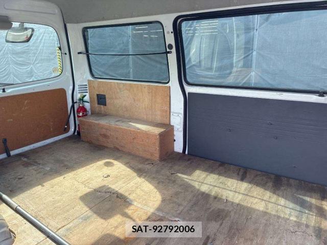 Mazda BONGO VAN 2018-06 8283855-6