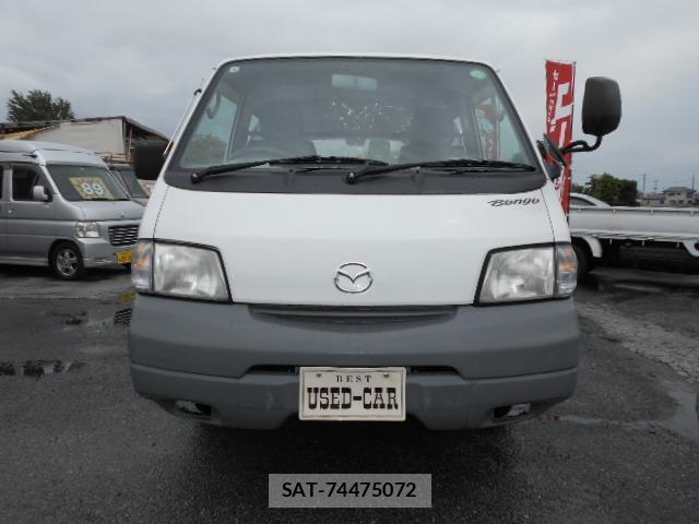 Mazda BONGO VAN 2014-01 8285593-4