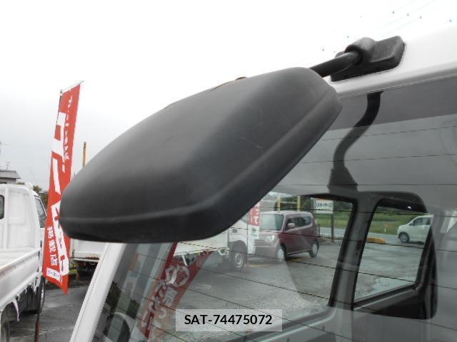 Mazda BONGO VAN 2014-01 8285593-7