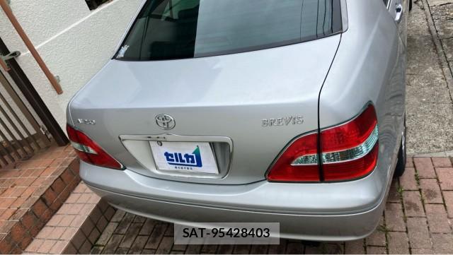 Toyota BREVIS 2001-12 8281070-1