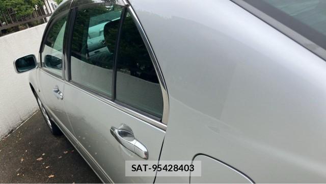 Toyota BREVIS 2001-12 8281070-9