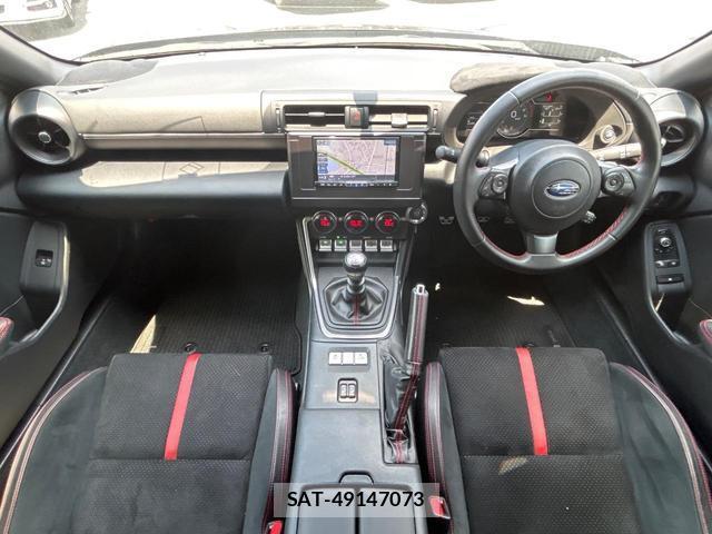 Subaru BRZ 2021-08 8279286-1