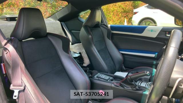 Subaru BRZ 2013-05 8280647-5