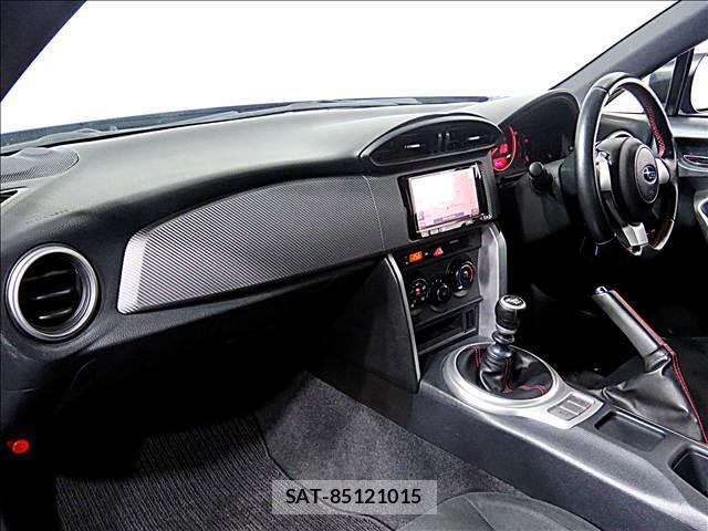 Subaru BRZ 2016-08 8281235-12