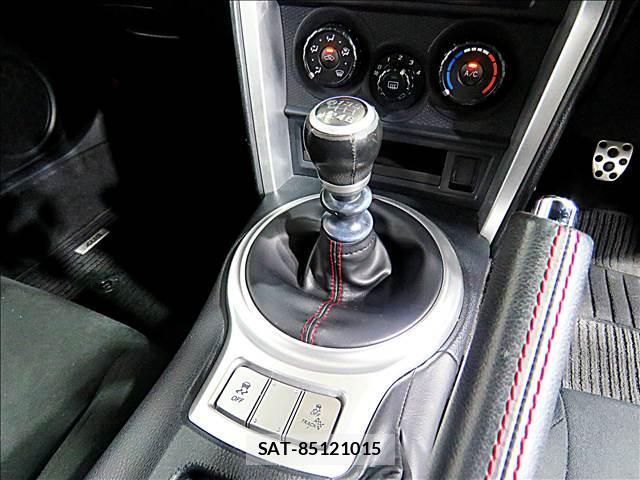 Subaru BRZ 2016-08 8281235-17