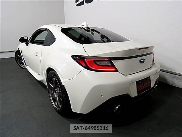 Subaru BRZ 2021-11 8281236-3