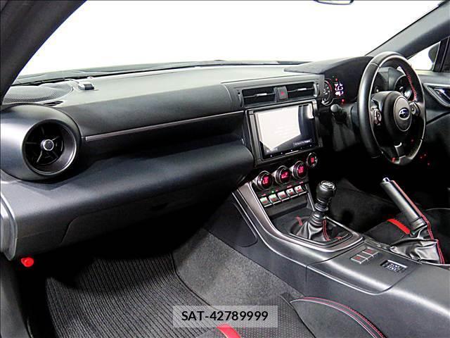 Subaru BRZ 2021-09 8281237-12